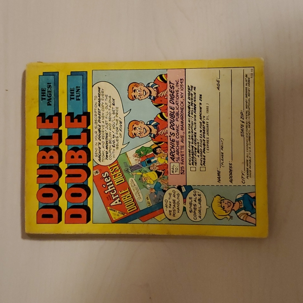 Archie Comics Digest # 69 - Picture 2 of 2